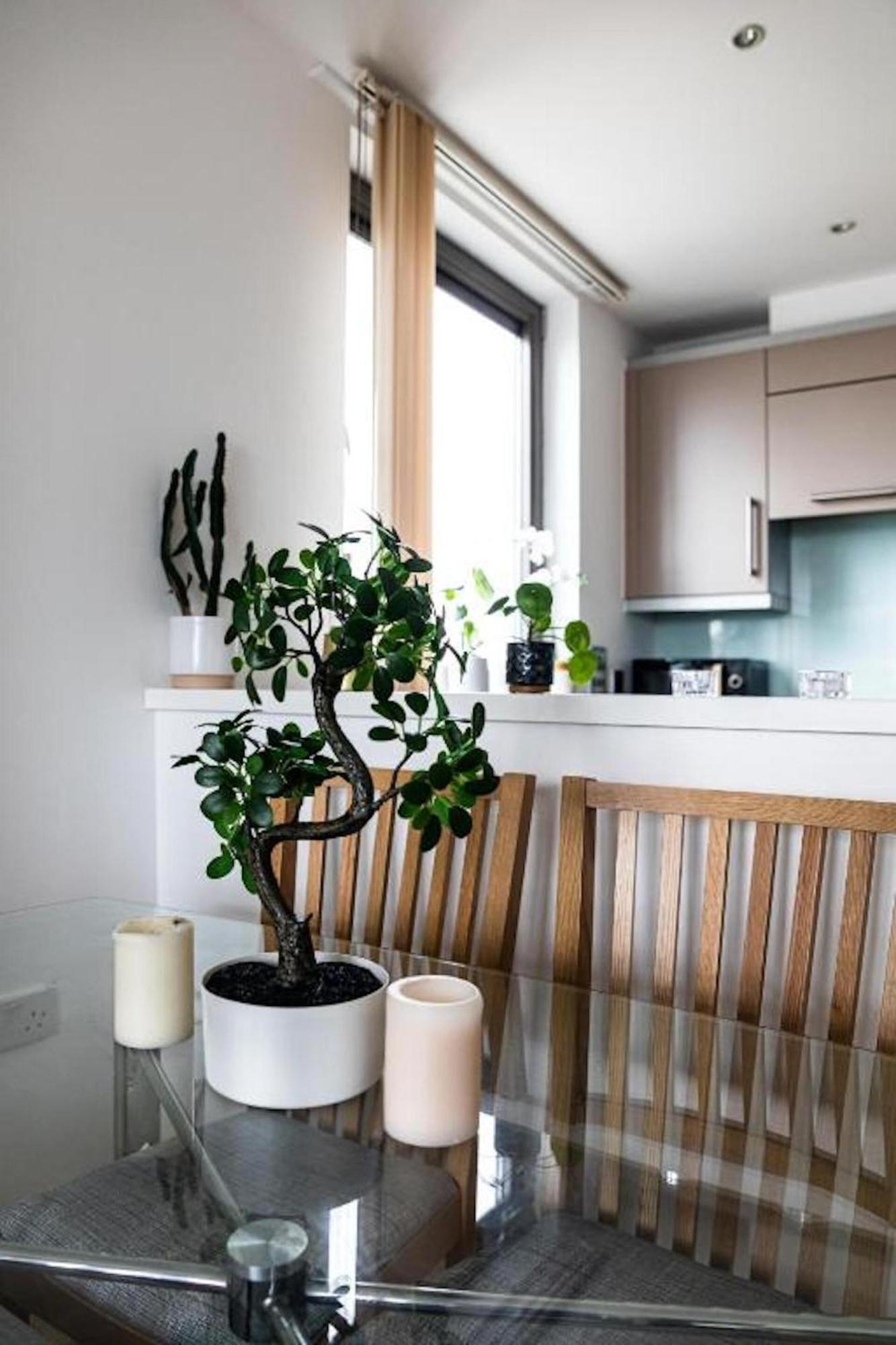 Whitechapel Two Bedroom Luxury Apartment - Free Private Parking - City Views London Eksteriør billede